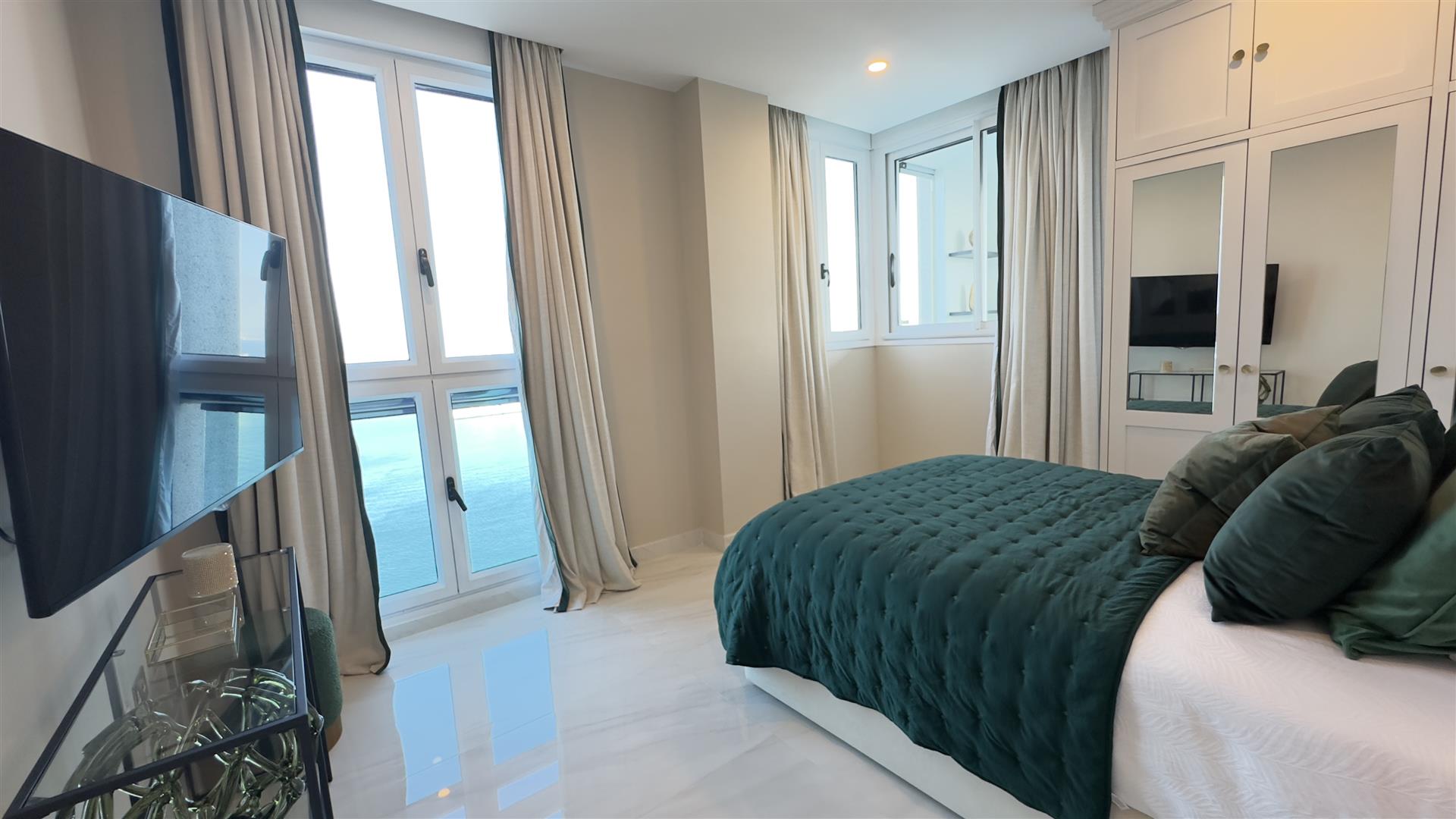Image of Apartment - 4 Bedrooms - 2 Bathrooms for Rental in Europlaza-Gibraltar, Image 14